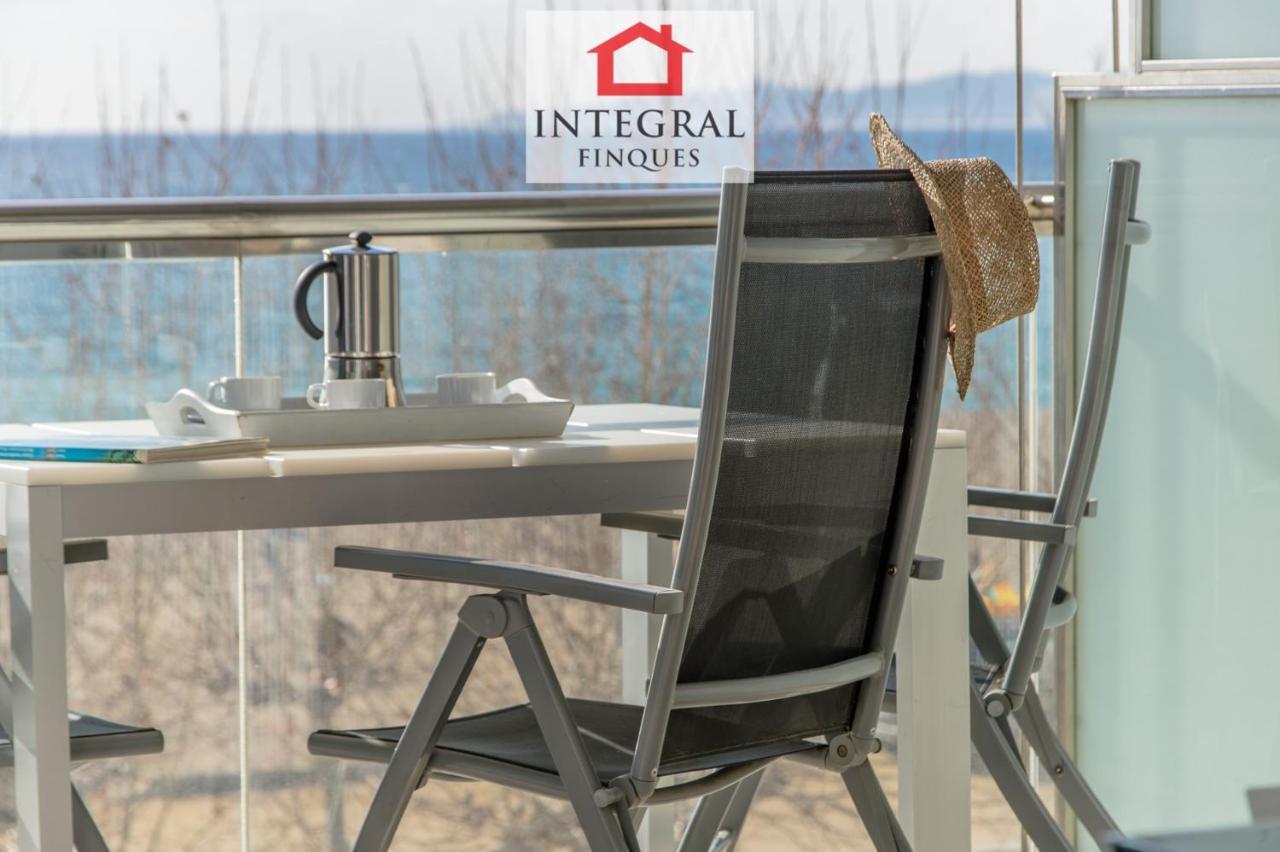 Palamos Beachfront Apartment Buitenkant foto